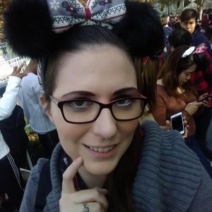 Meet your Posher, Ashley